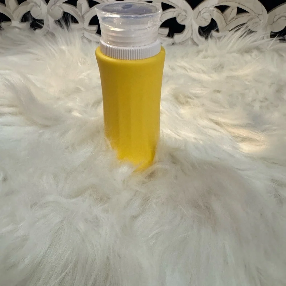 ☀️☀️Vibrant Travel-Size Bottles Set TSA Approved
